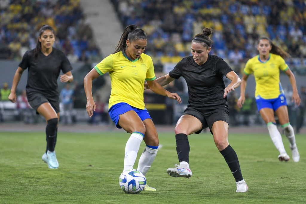 Arthur Elias convoca seleção feminina para amistosos contra a Argentina
