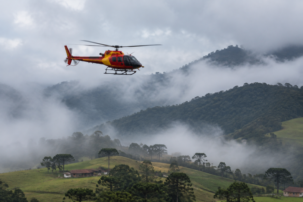 FAB e bombeiros buscam helicóptero com cantor Rick desaparecido em SC FAB e bombeiros buscam helicóptero com cantor Rick desaparecido em SC